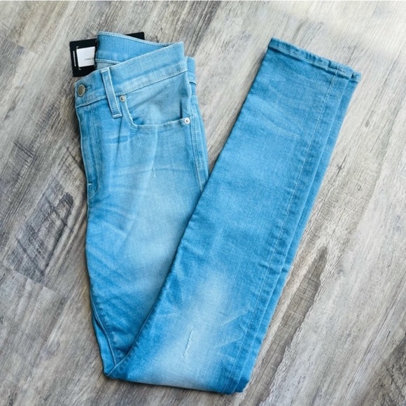 ‼️SOLD‼️NWT • Hudson Nico Mid Rise Super Skinny Ankle Jean - Picture 2 of 6